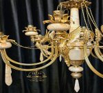 لوستر برنجی سنگی مدل ملاعکه 12 شاخه - Image 3